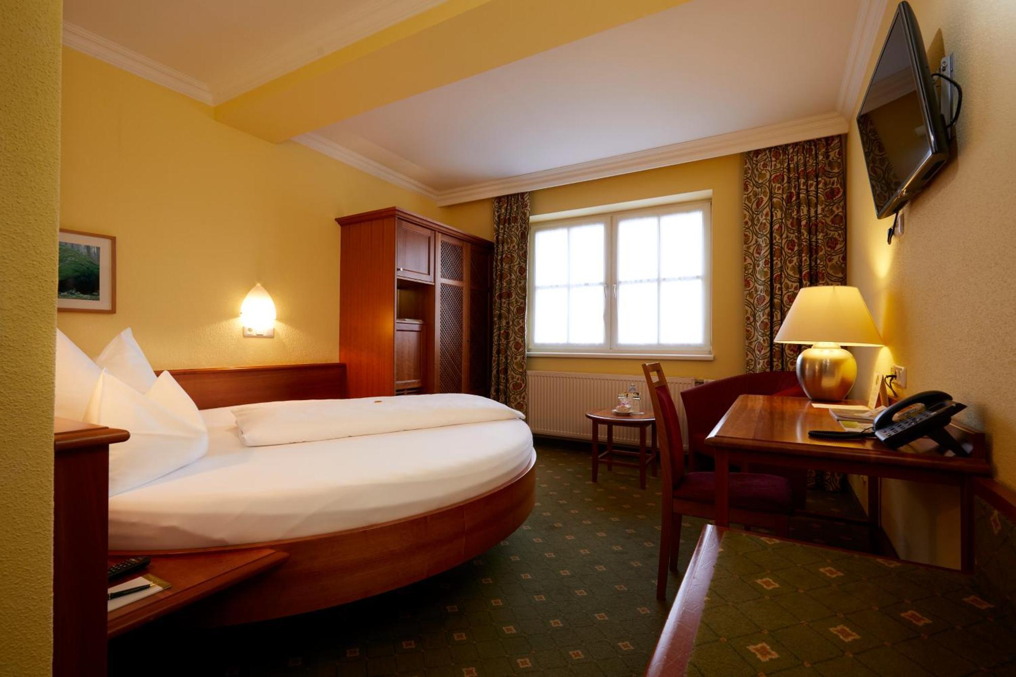 Hotel & Restaurant Stern Гмюнд Номер фото