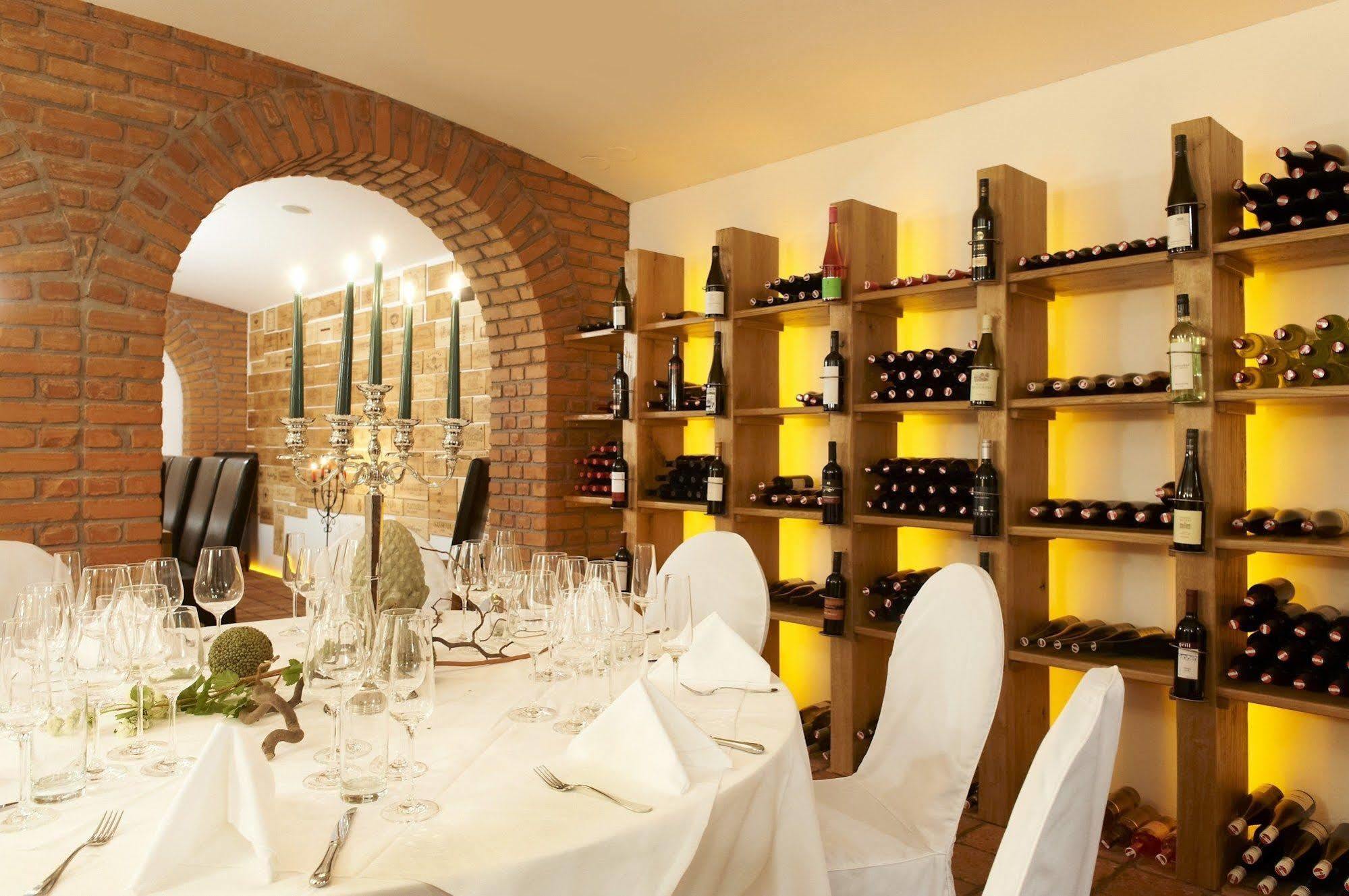 Hotel & Restaurant Stern Гмюнд Экстерьер фото